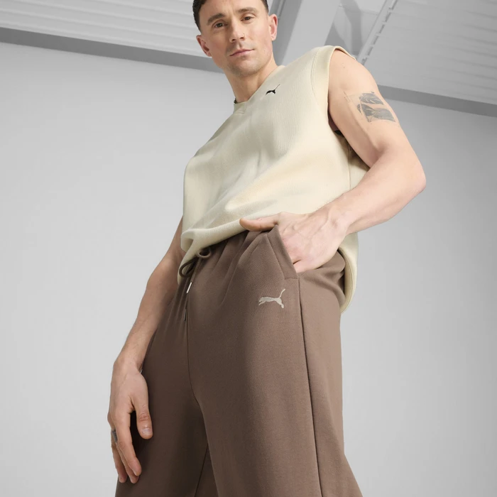 Puma Wardrobe ESS Relaxed Trainingshose lang totally taupe (Herren)