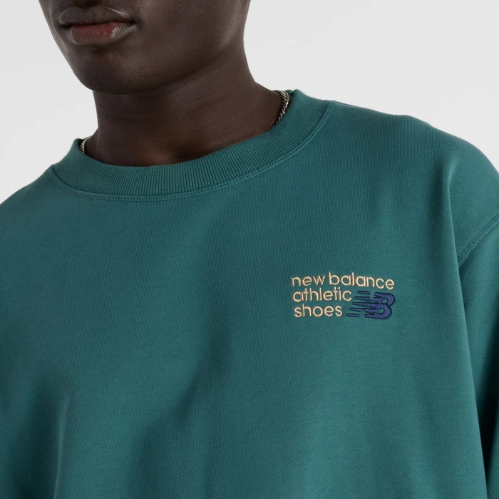 New Balance Athletics Premium Logo Crew Sweatshirt new spruce (Herren)