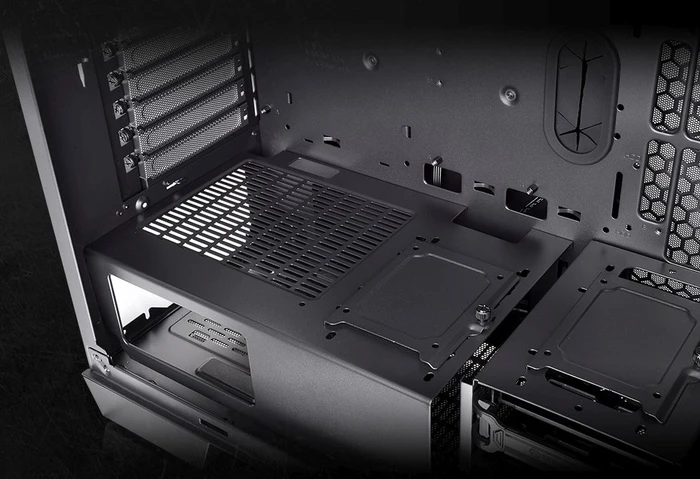 Thermaltake View 300 MX, schwarz, Glasfenster