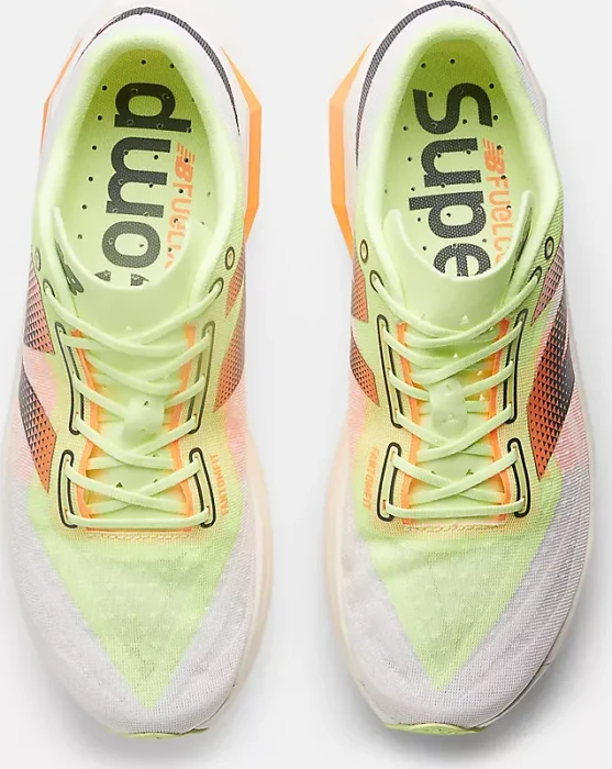 New Balance FuelCell SuperComp Elite v4 white/bleached lime glo/hot mango (Herren)