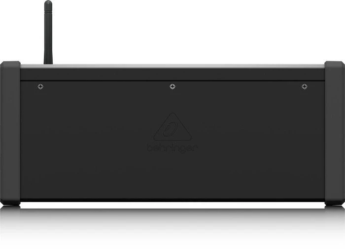 Behringer X AIR XR18