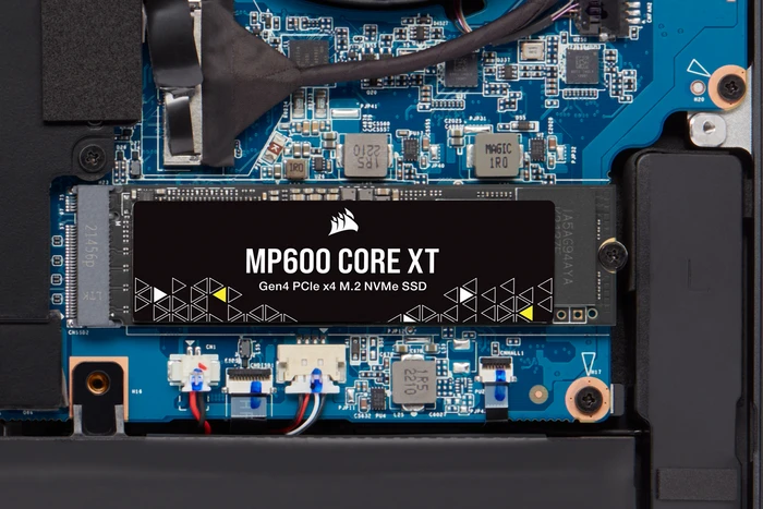 Corsair Force Series MP600 Core XT 2TB, M.2 2280 / M-Key / PCIe 4.0 x4, Kühlkörper