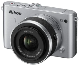 Nikon 1 J3 silber mit Objektiv 1 NIKKOR 10-30mm 3.5-5.6 VR