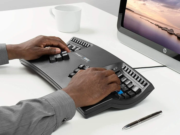 Kinesis Advantage2 Quiet LF Contoured Ergonomic Keyboard, schwarz, MX SILENT RED, USB, US