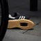 adidas Velosamba Leather core black/cloud white/gold metallic Vorschaubild
