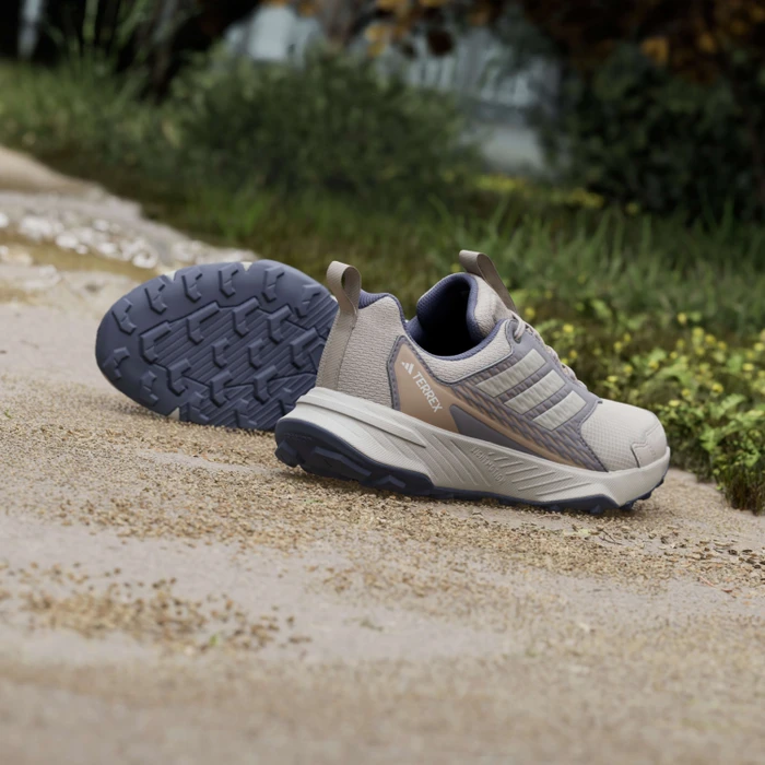 adidas Terrex Tracefinder 2 Climaproof wonder beige/beige/preloved violet (Damen)