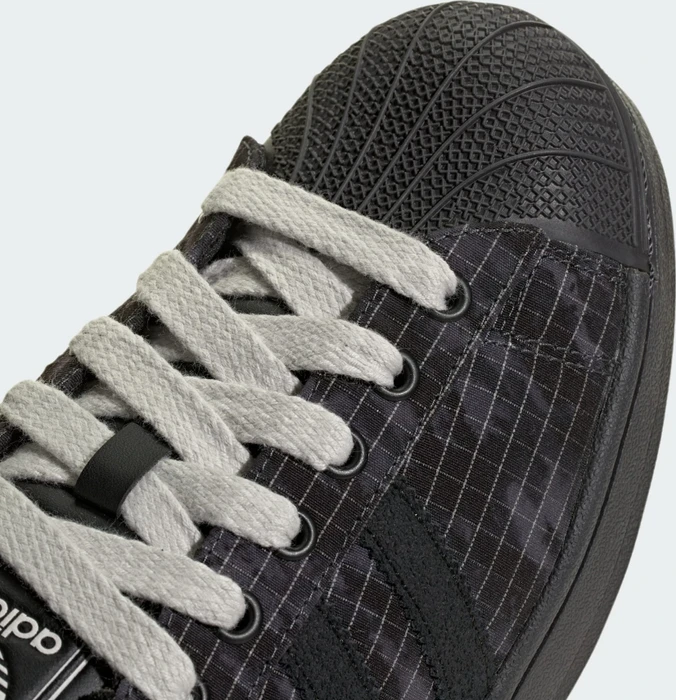 adidas Superstar II grey six/core black/utility black (Damen)