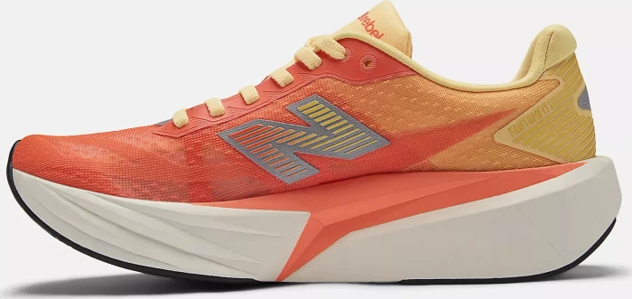 New Balance FuelCell Rebel v5 tangerine heat/silver metallic (Damen)