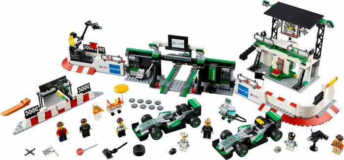 LEGO Speed Champions - Mercedes AMG Petronas Formula One Team