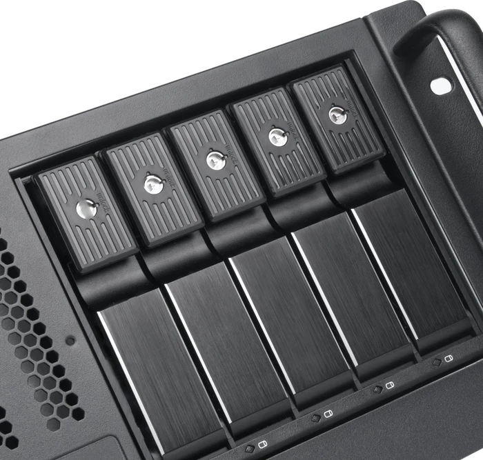 SilverStone RM41-H08, Rackmount Storage, grau/schwarz, 4HE, ATX