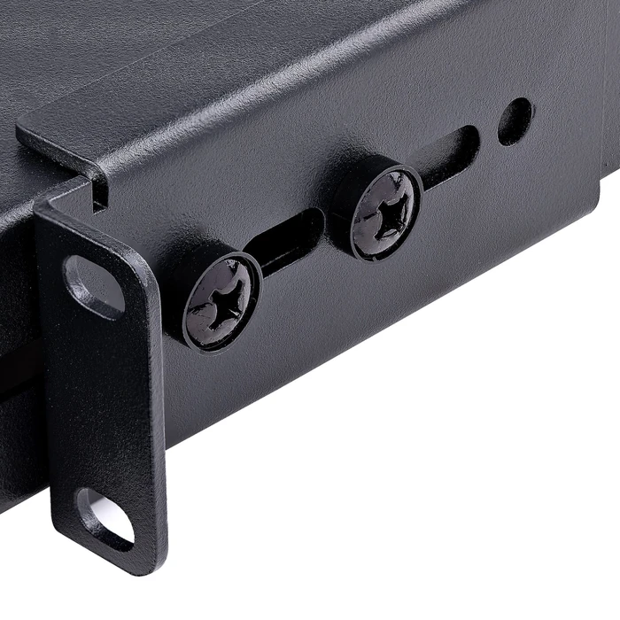 StarTech Verstellbarer Server Rack Fachboden bis 150kg, schwarz, 495mm Einbautiefe, 1HE
