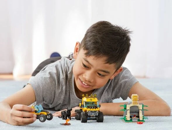 LEGO City Dschungelforscher - Mission mit dem Dschungel-Halbkettenfahrzeug