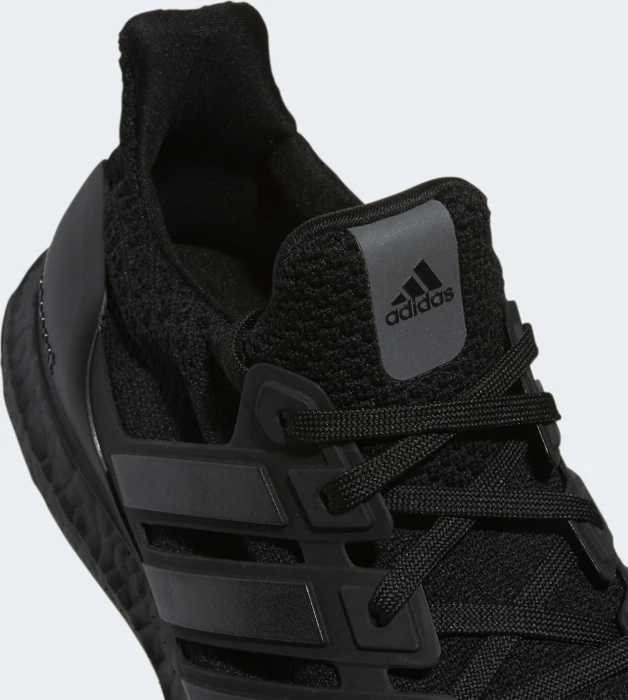 adidas Ultraboost DNA 5.0 core black/beam green (Herren)