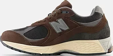 New Balance 2002R rich earth/blacktop/castlerock (Herren)