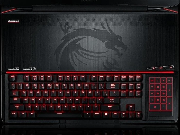 MSI GT80S 6QD16H11BW Titan SLI, Core i7-6700HQ, 16GB RAM, 128GB SSD, 1TB HDD, 2x GeForce GTX 970M, DE