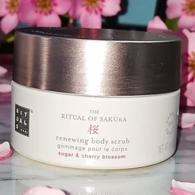 Rituals The Ritual Of Sakura Renewing Body Scrub Körperpeeling, 250g