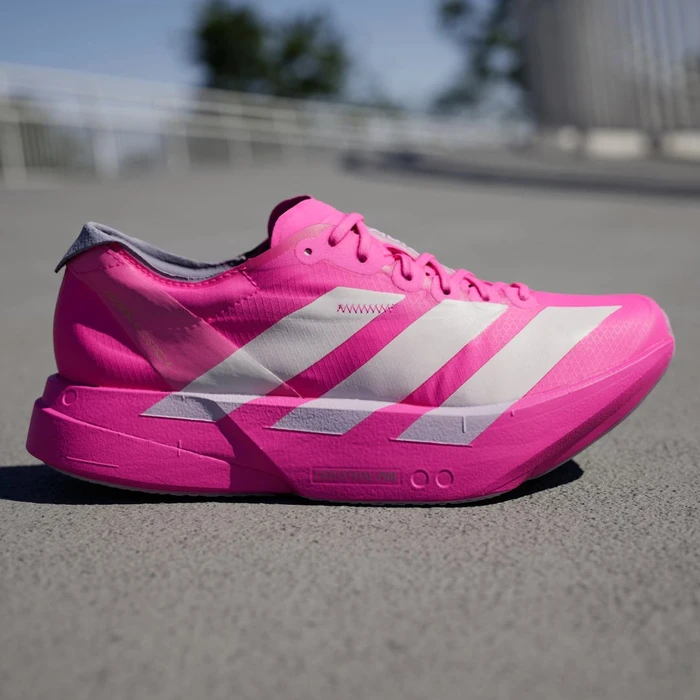 adidas Adizero Adios Pro 4 shock pink/zero metalic/aurora plum (Damen)