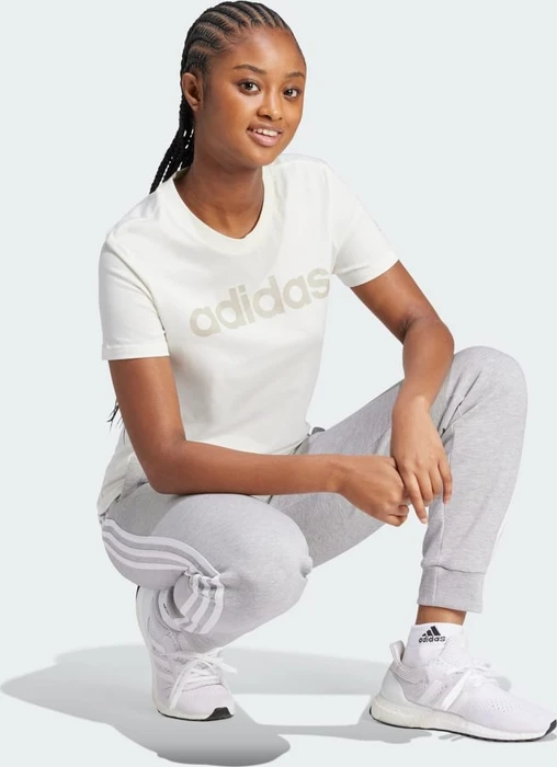 adidas Loungewear Essentials Slim Logo T-Shirt kurzarm off white/putty grey (Damen)