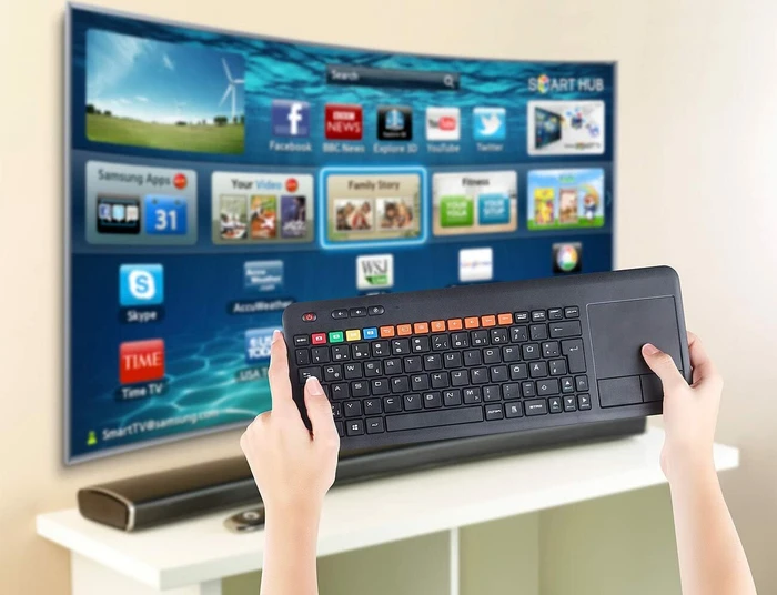 GeneralKeys TV-Funktastatur mit Touchpad, schwarz, USB, DE