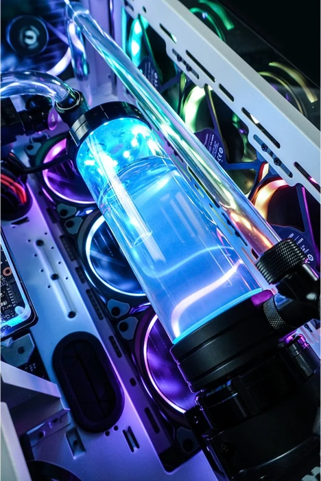 Thermaltake Neptun Custom LCS Loop, Core i9-12900K, 32GB RAM, 4TB SSD, GeForce RTX 3080