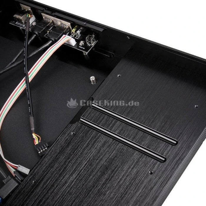 Akasa Galileo T Fanless, Mini-ITX