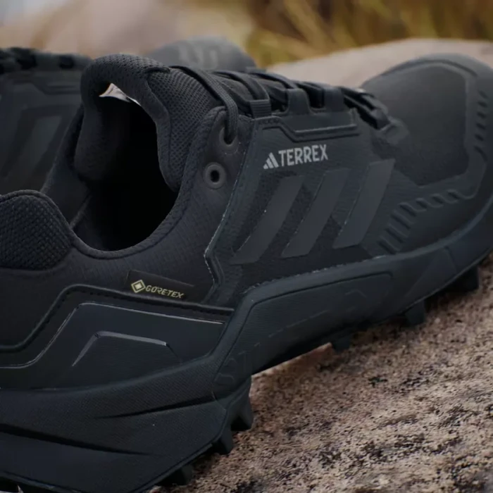 adidas Terrex Swift R3 GTX core black/grey four (Damen)