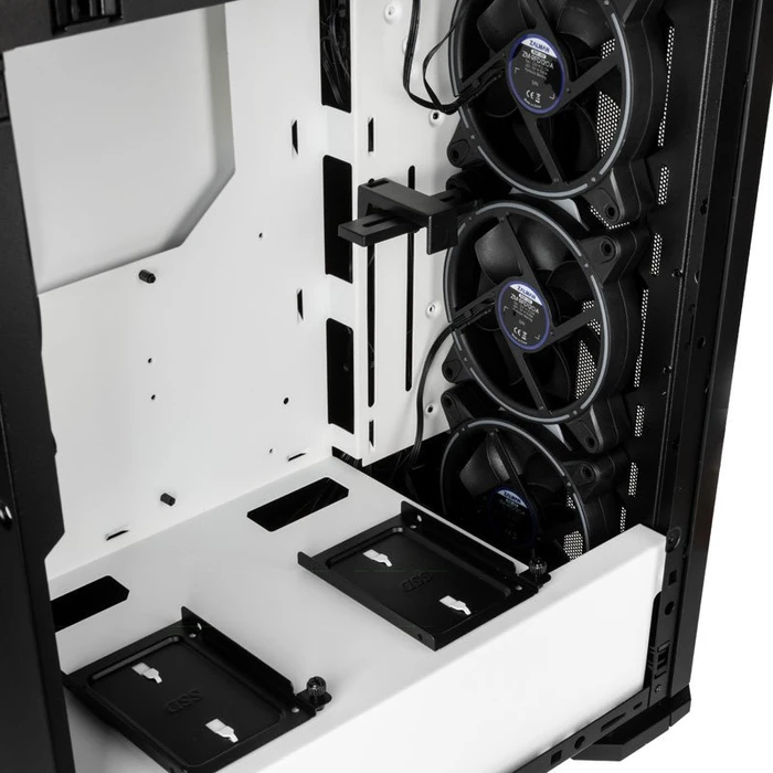 Zalman X3, weiß, Glasfenster