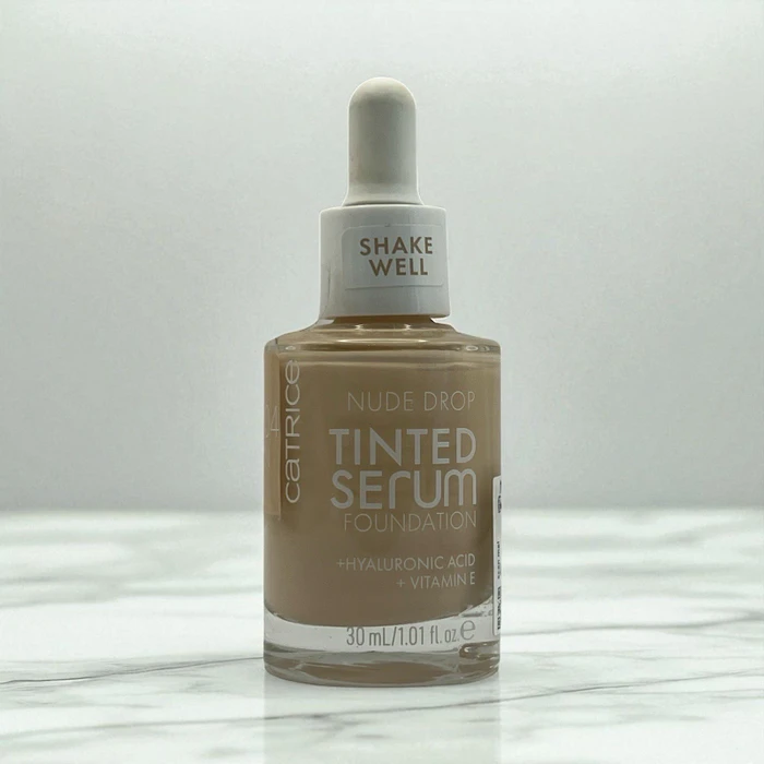 Catrice Nude Drop Tinted Serum Foundation 004N, 30ml