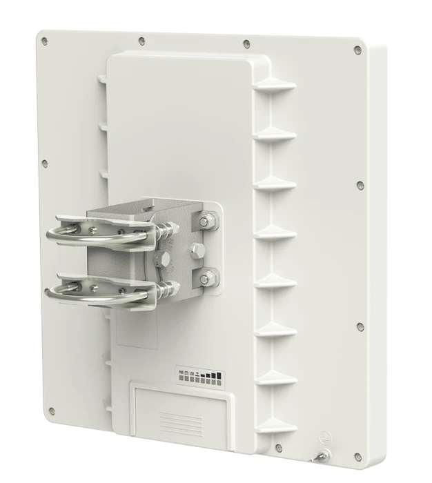 MikroTik RouterBOARD QRT 5