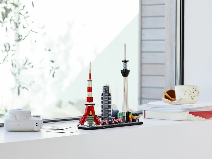 LEGO Architecture - Tokio
