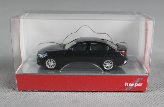 Herpa BMW 3er Limousine saphirschwarz metallic