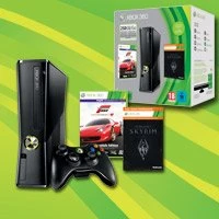 Microsoft Xbox 360 Slim - 250GB Forza 4 Essentials + Skyrim Bundle schwarz