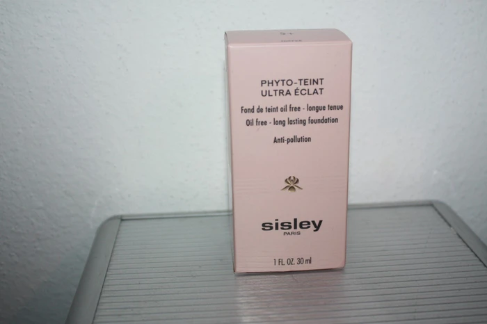 Sisley Phyto Teint Ultra Éclat Foundation 1N Ivory, 30ml