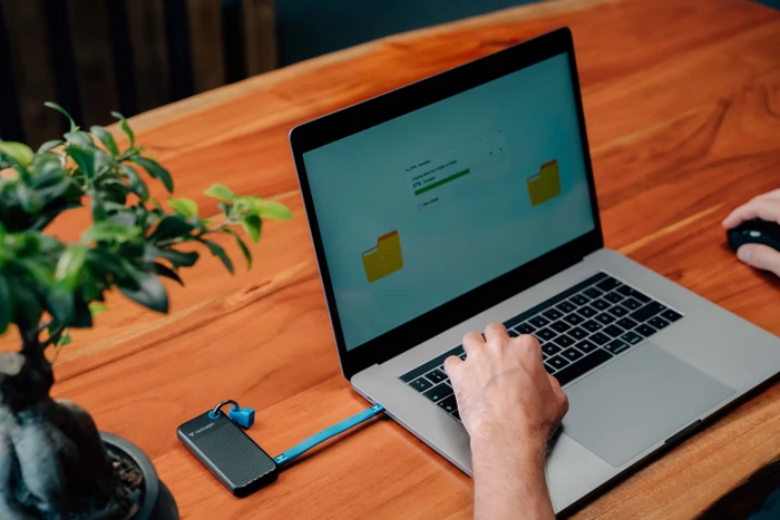 Verbatim Pocket SSD, schwarz/blau, 2TB, USB-C 3.1