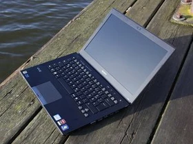 Sony Vaio VPC-SA2Z9E/B, Core i7-2620M, 8GB RAM, 256GB SSD, Radeon HD 6630M, UMTS, DE