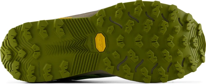 New Balance FuelCell Rebel Trail afterglow/thunder brown (Herren)