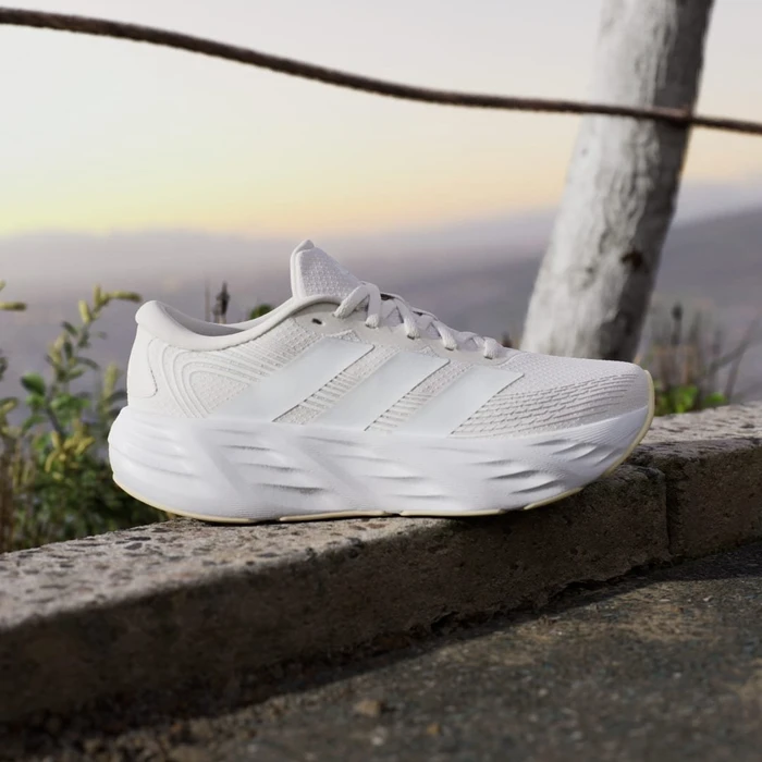 adidas Galaxy 8 cloud white/warm vanilla (Damen)