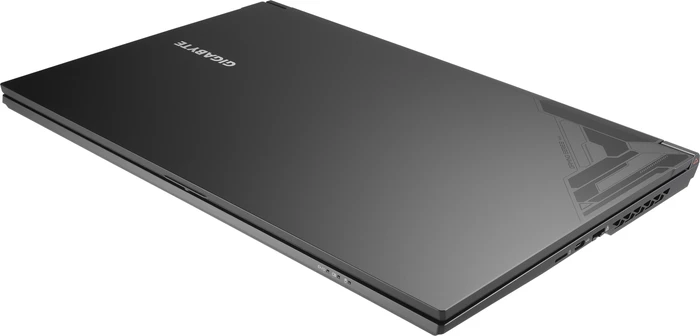 GIGABYTE G7, Core i5-12500H, 16GB RAM, 1TB SSD, GeForce RTX 3060, DE