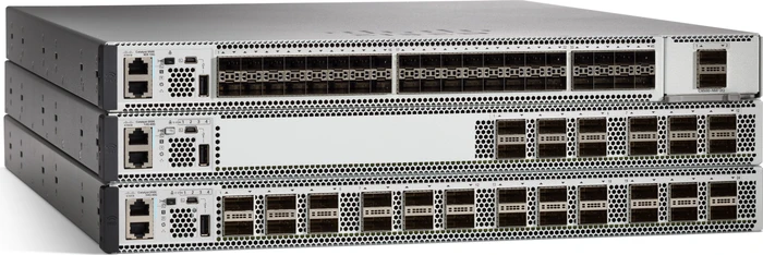 Cisco Catalyst 9500 Essentials Rackmount 10G Managed Switch, 40x SFP+, 1x Erweiterungsslot