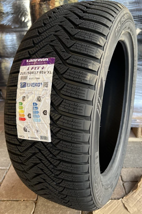 Laufenn I FIT LW31 215/50 R17 95V XL