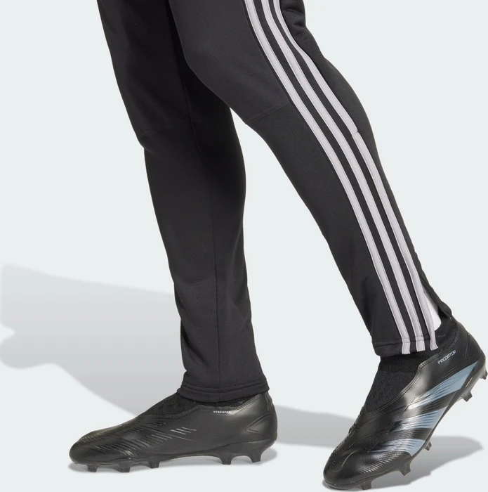 adidas Tiro 24 Winterized Trainingshose lang black/light onix (Herren)