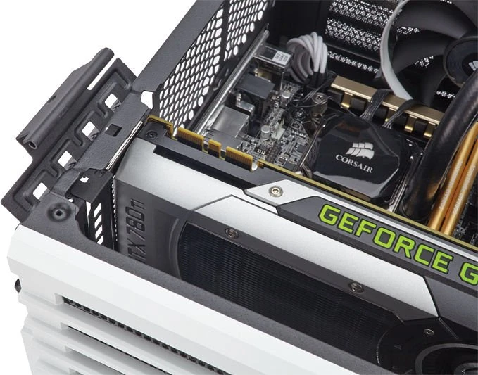 Corsair Carbide Series Air 240 weiß, Acrylfenster