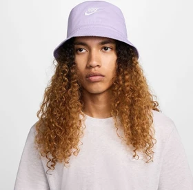 Nike Apex Futura Bucket Hut hydrangeas/white