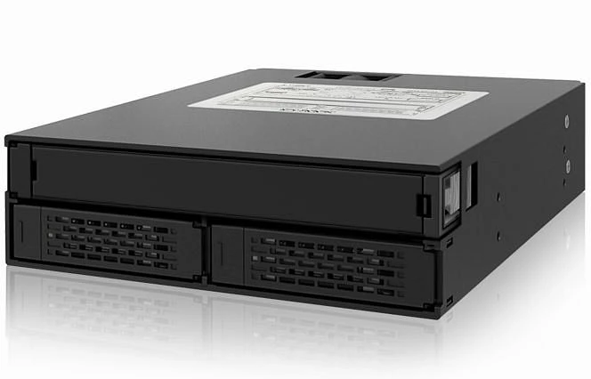 Icy Dock ToughArmor MB994IPO-3SB