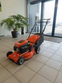 Husqvarna LC 347V Benzin-Rasenmäher