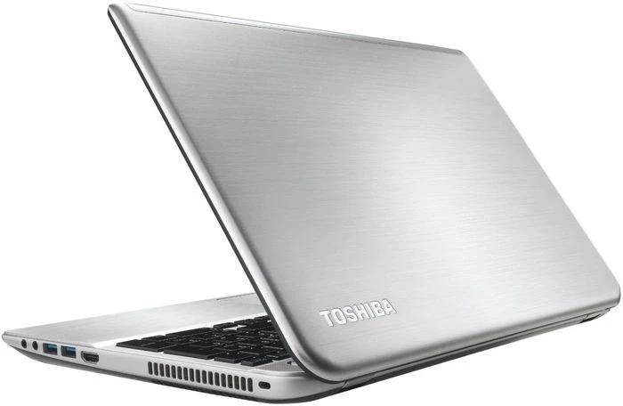Toshiba Satellite P50-B-108, silber, Core i7-4700HQ, 8GB RAM, 1TB HDD, Radeon R9 M265X, DE