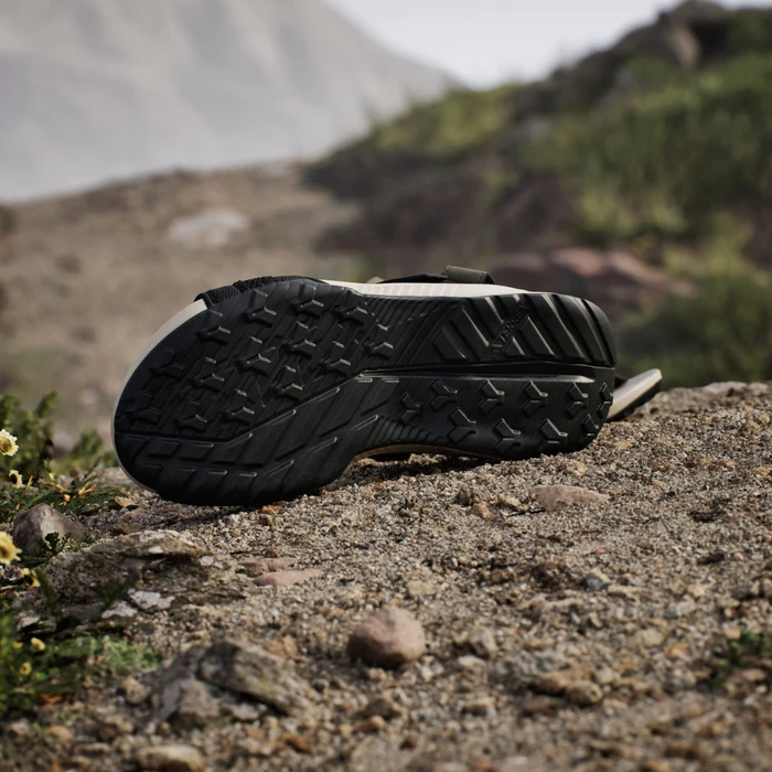 adidas Terrex Hydroterra olive strata/core black/wonder beige