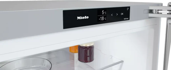 Miele KFN 4796 AD edelstahl clean steel
