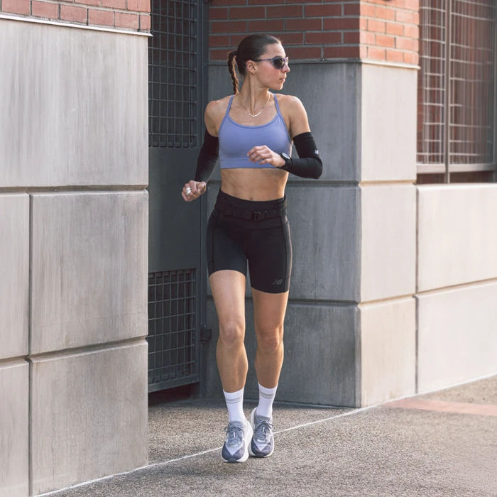 New Balance FuelCell Rebel v5 digital mist/magnet (Damen)