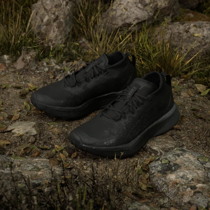 adidas Terrex Agravic GTX Trail core black/grey six (Damen)